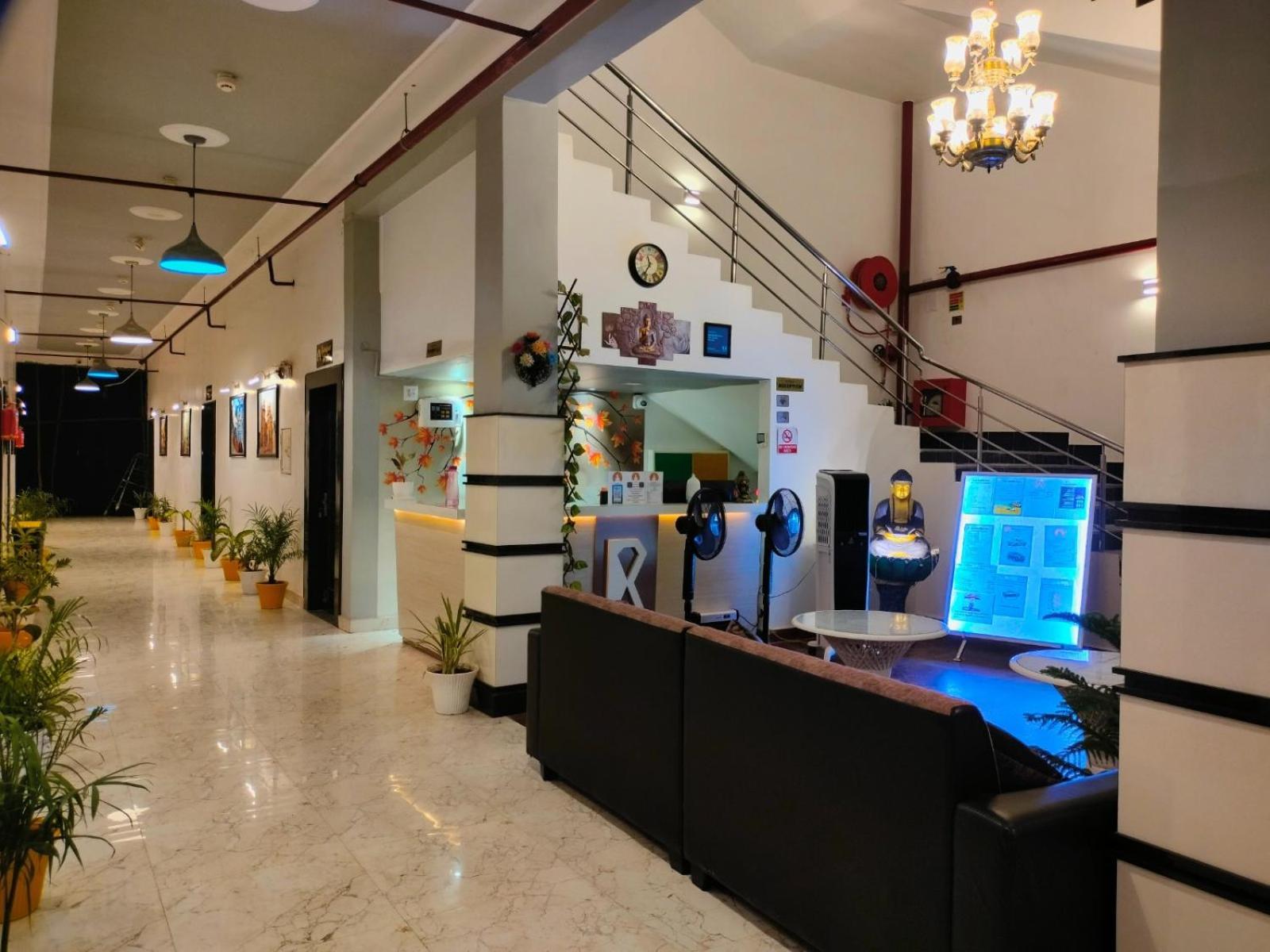 Hotel Buddha Park, Paharia, 瓦拉纳西 外观 照片