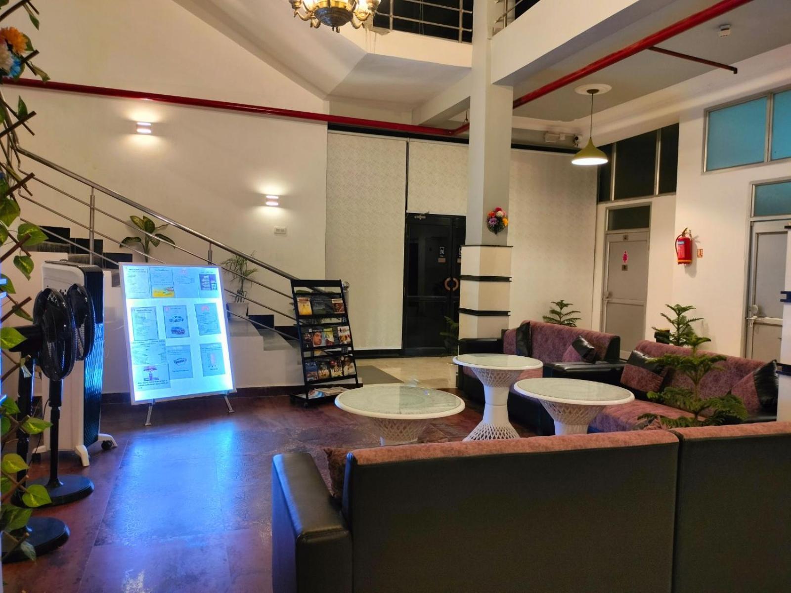 Hotel Buddha Park, Paharia, 瓦拉纳西 外观 照片